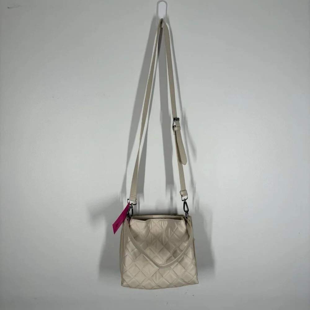 Betsey Johnson betsey johnson